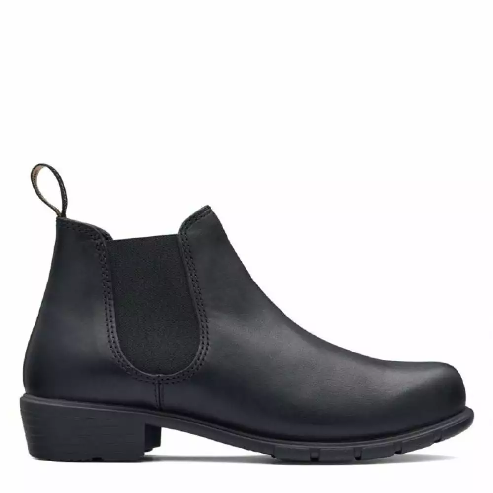 Blundstone Women's Series Low Heel 2068 In Black 4 Blundstone Women's Series Low Heel 2068 In Black - Image 2