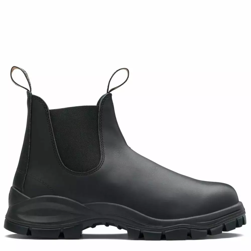 Blundstone Lug Sole 2240 In Black 4 Blundstone Lug Sole 2240 In Black - Image 2