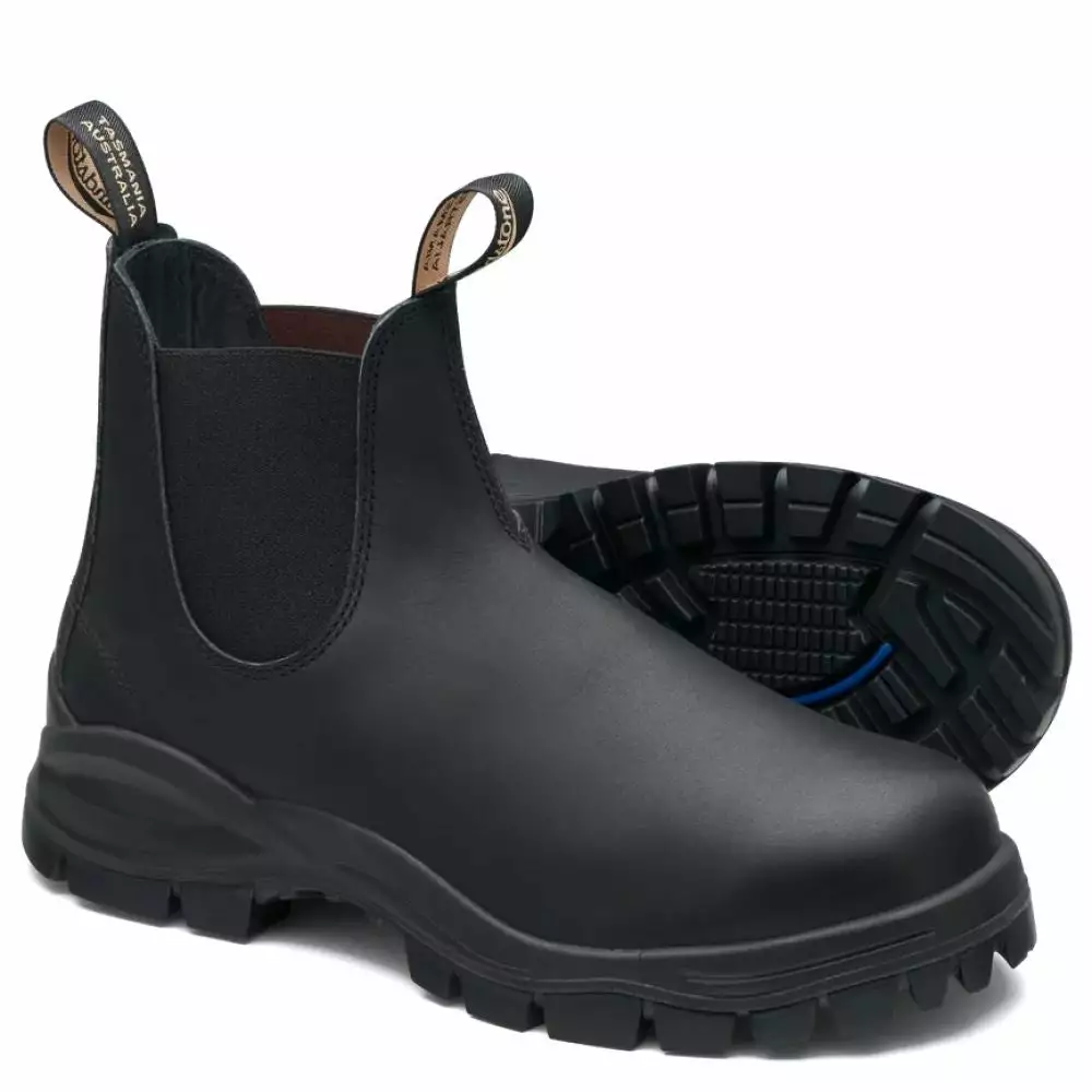 Blundstone Lug Sole 2240 In Black 5 Blundstone Lug Sole 2240 In Black - Image 3