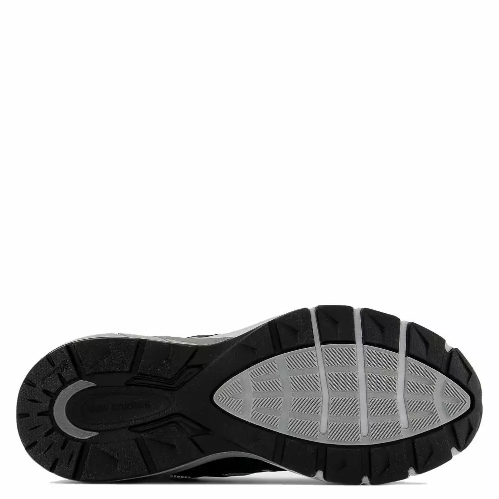 New Balance Women's Made In US 990v5 In Navy With Silver 6 New Balance Women's Made In US 990v5 In Navy With Silver - Image 4